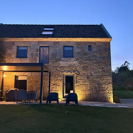 Nyaraló A Casa Dos Parladoiros Mos