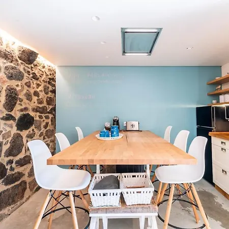 Nyaraló A Casa Dos Parladoiros *