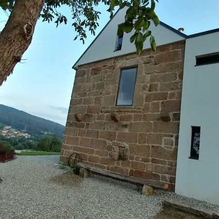 A Casa Dos Parladoiros Mos